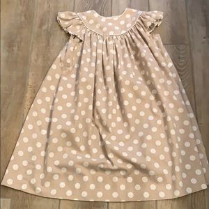 Perfect cond!! Kelly’s kids amber khaki polka dot dress Girls size 7/8
